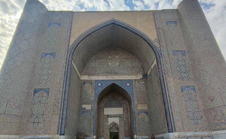 Мечеть Биби-Ханум в Самарканде — величественный символ эпохи Амира Темура